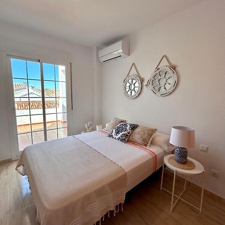 Apartamentos Pacifico 네르하 외부 사진